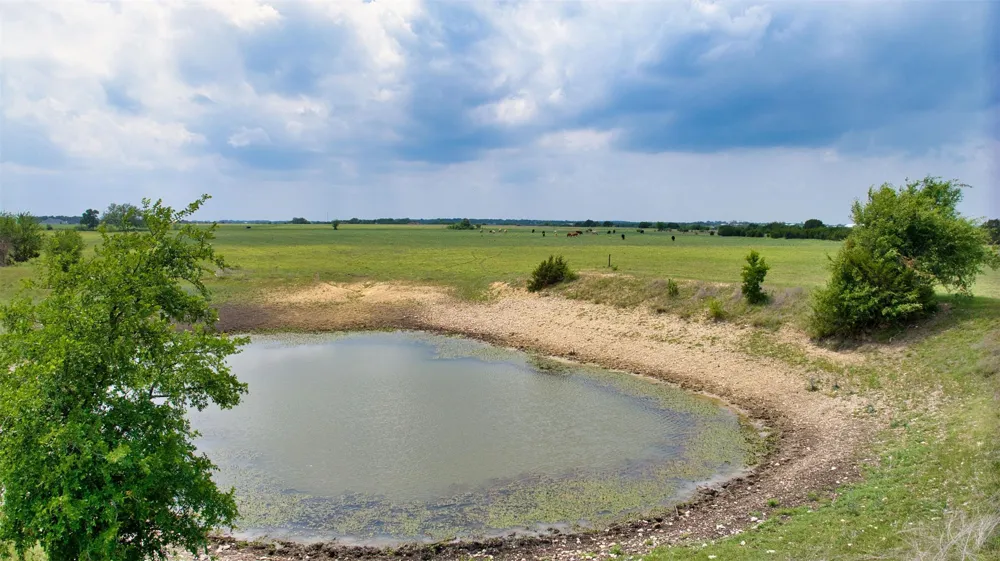 2700 County Road 245 Florence, TX 76527
