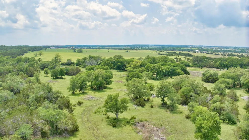 2700 County Road 245 Florence, TX 76527