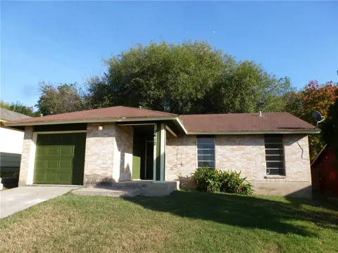 2412 Village Walk