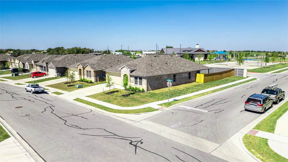 20308 Lone Peak Pass Manor, TX 78653