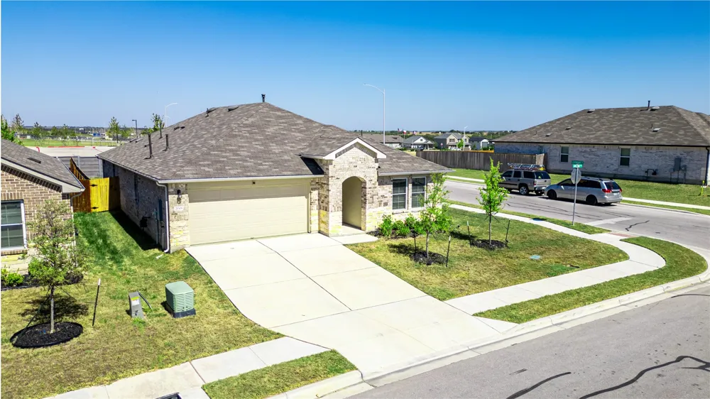 20308 Lone Peak Pass Manor, TX 78653