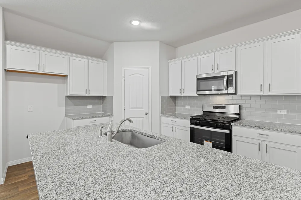 20308 Lone Peak Pass Manor, TX 78653