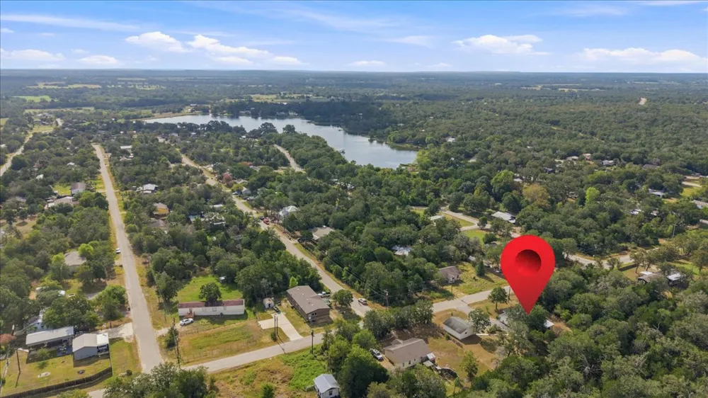 134 Tejas Street Smithville, TX 78957
