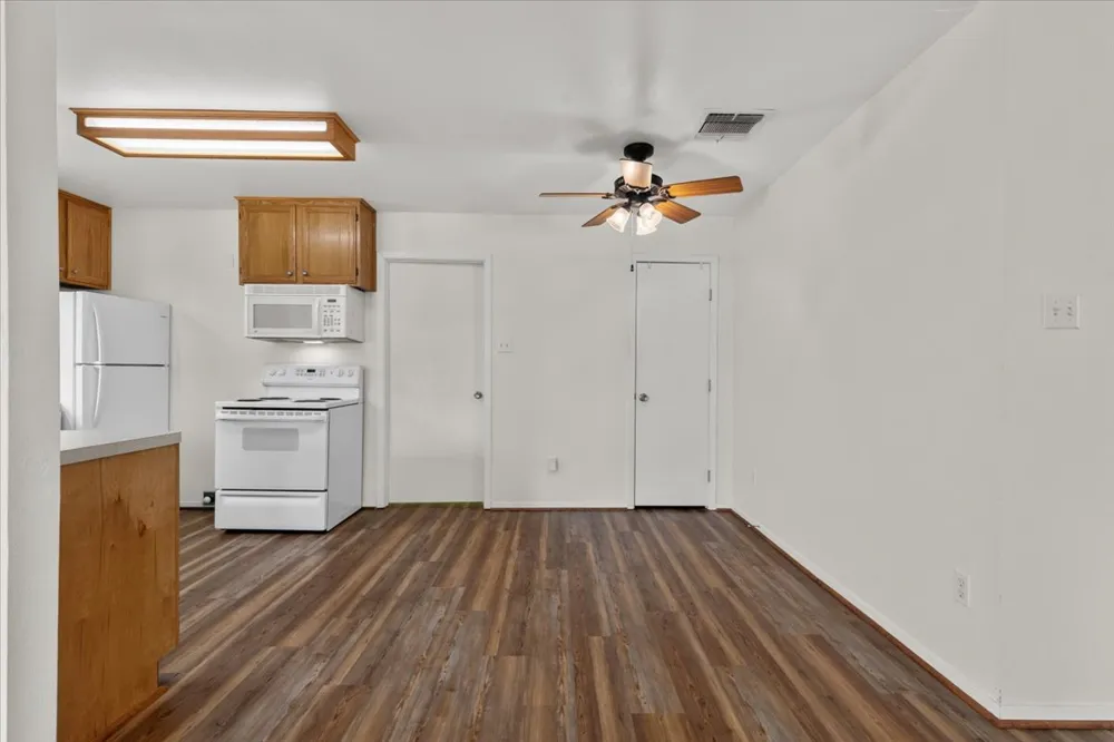 134 Tejas Street Smithville, TX 78957