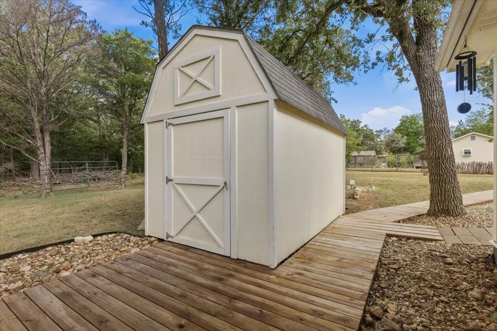 134 Tejas Street Smithville, TX 78957