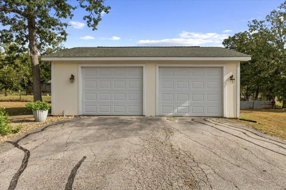 134 Tejas Street Smithville, TX 78957