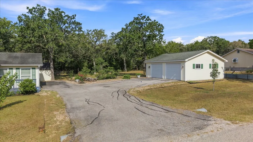 134 Tejas Street Smithville, TX 78957