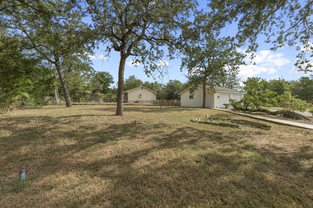 134 Tejas Street Smithville, TX 78957