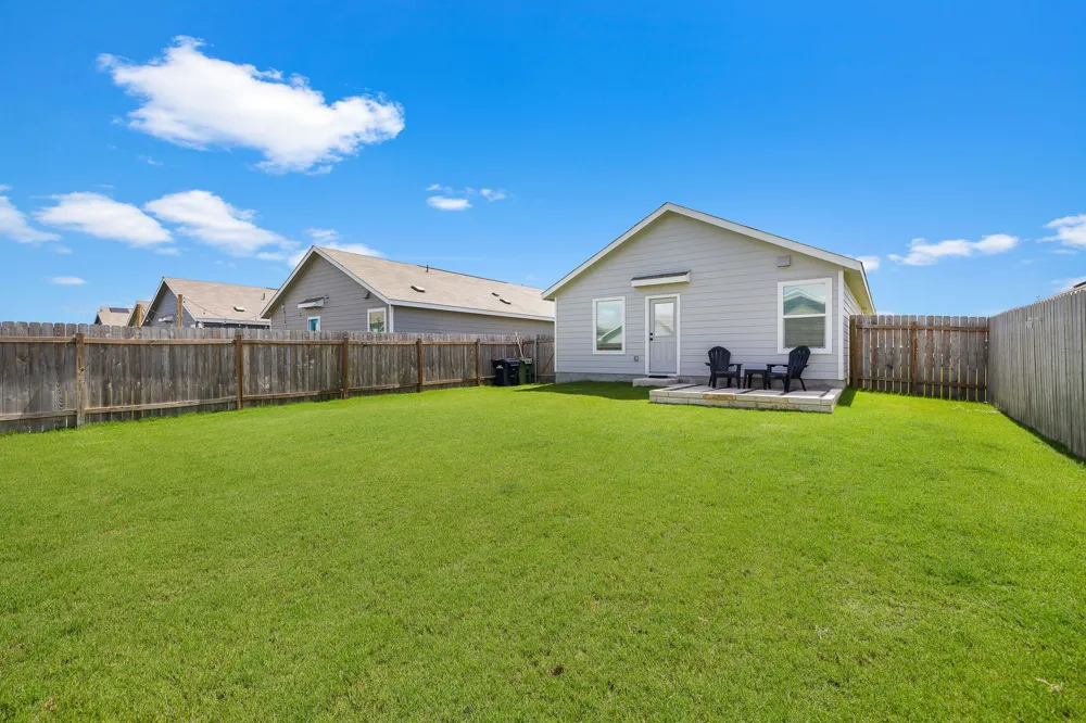 129 Jack Browning Drive Jarrell, TX 76537