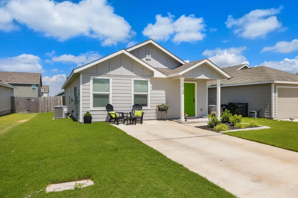 129 Jack Browning Drive Jarrell, TX 76537