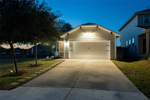 326 Pearl Way