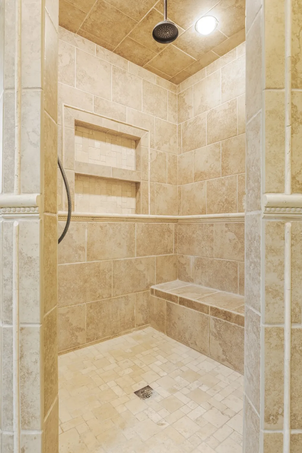 415 Meadow Ridge Drive Kerrville, TX 78028