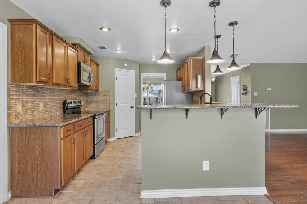415 Meadow Ridge Drive Kerrville, TX 78028