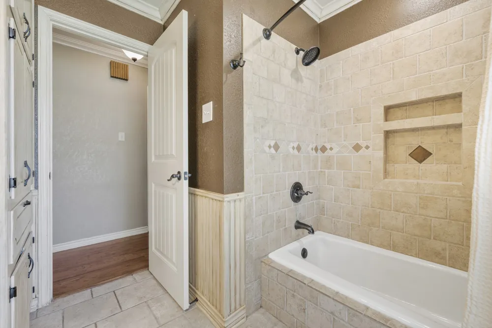 415 Meadow Ridge Drive Kerrville, TX 78028