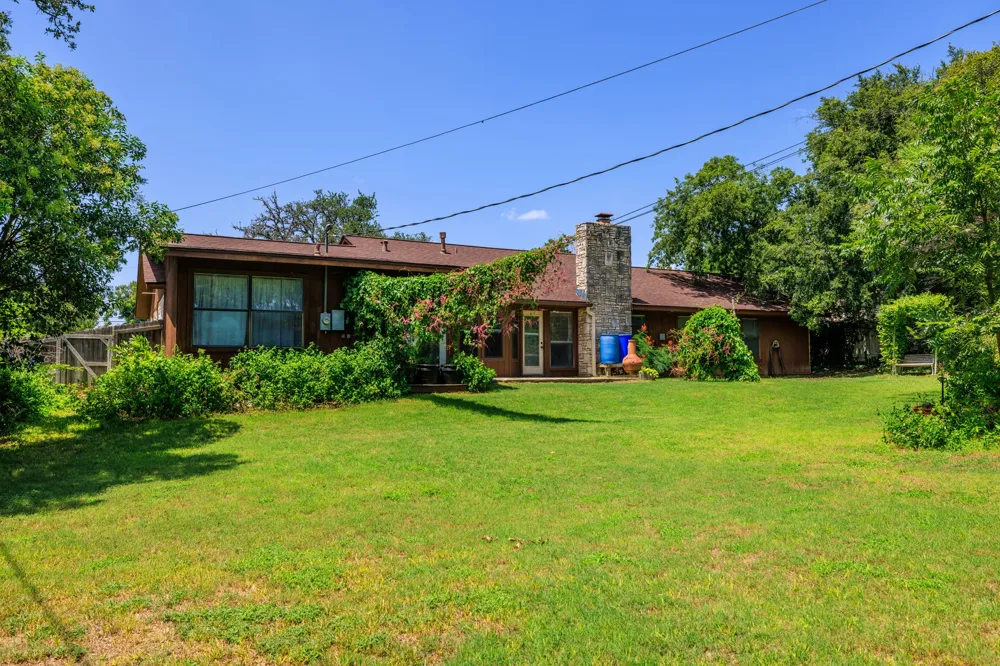 415 Meadow Ridge Drive Kerrville, TX 78028