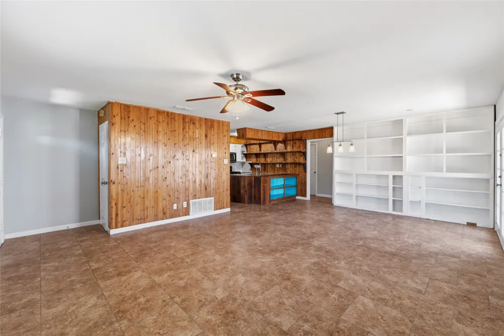 7000 Shannon Drive Austin, TX 78724