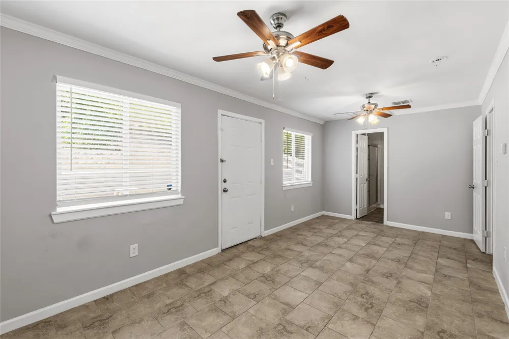 7000 Shannon Drive Austin, TX 78724