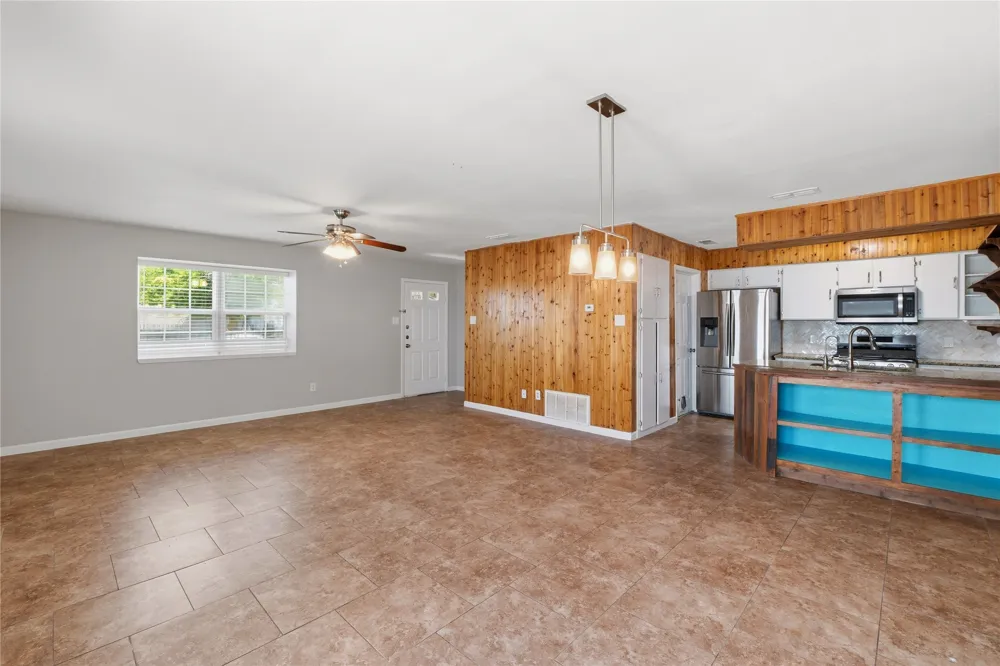 7000 Shannon Drive Austin, TX 78724
