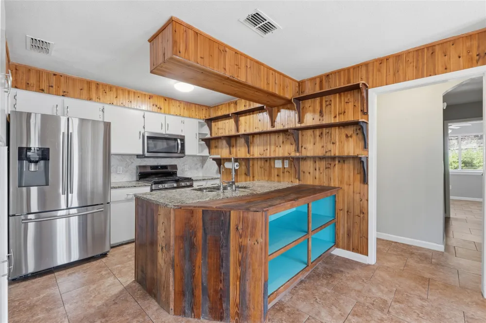 7000 Shannon Drive Austin, TX 78724