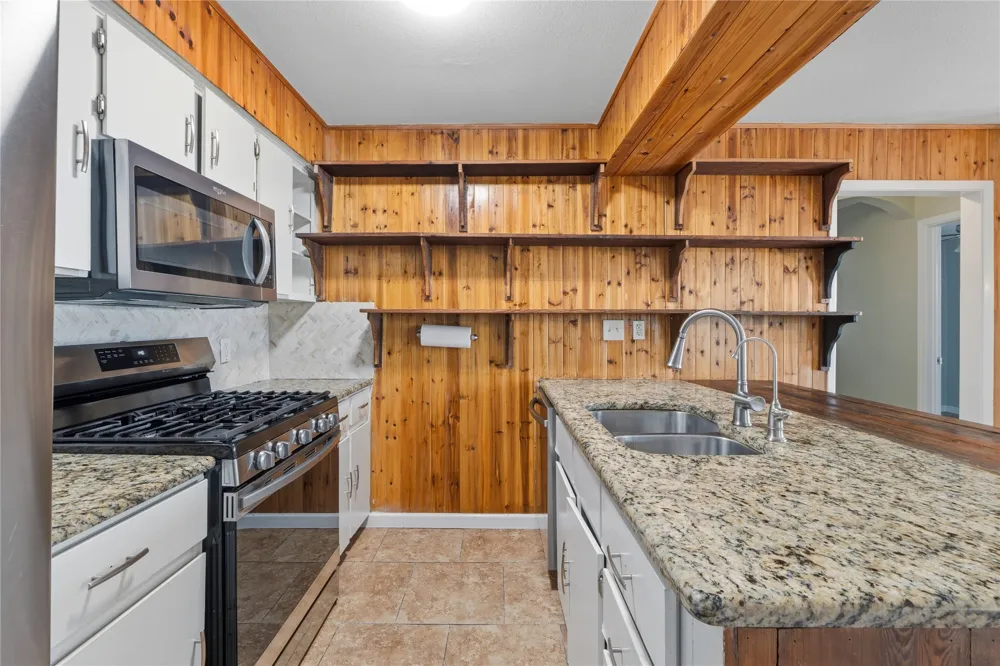 7000 Shannon Drive Austin, TX 78724