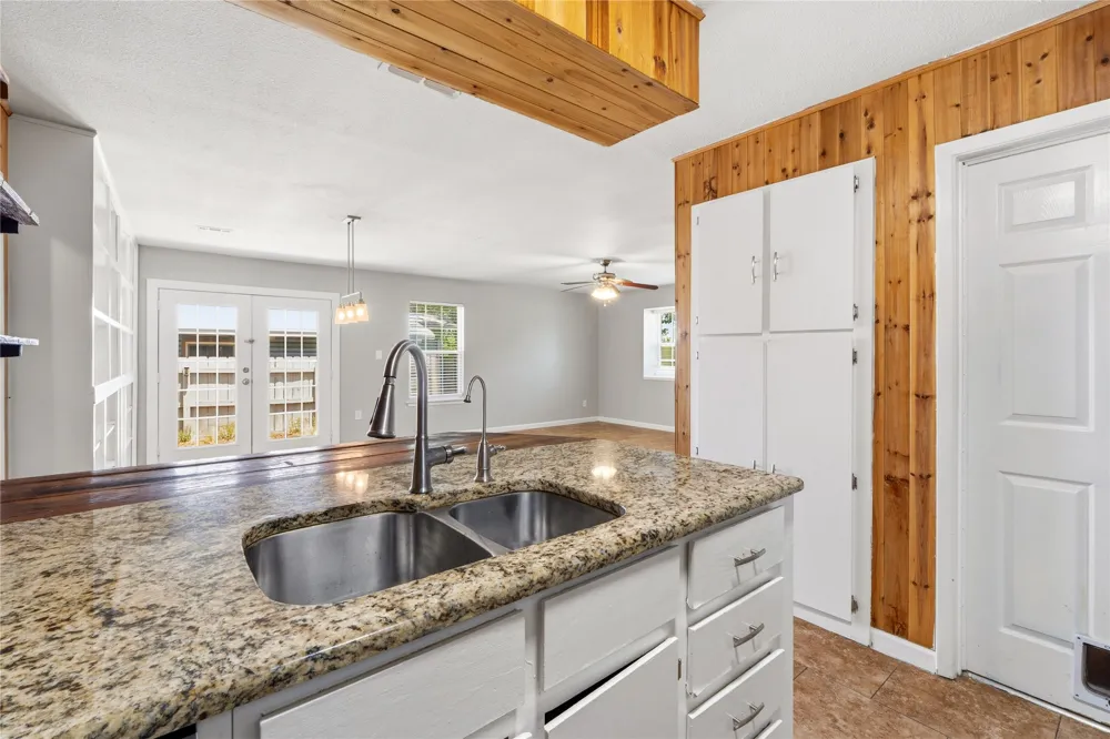 7000 Shannon Drive Austin, TX 78724