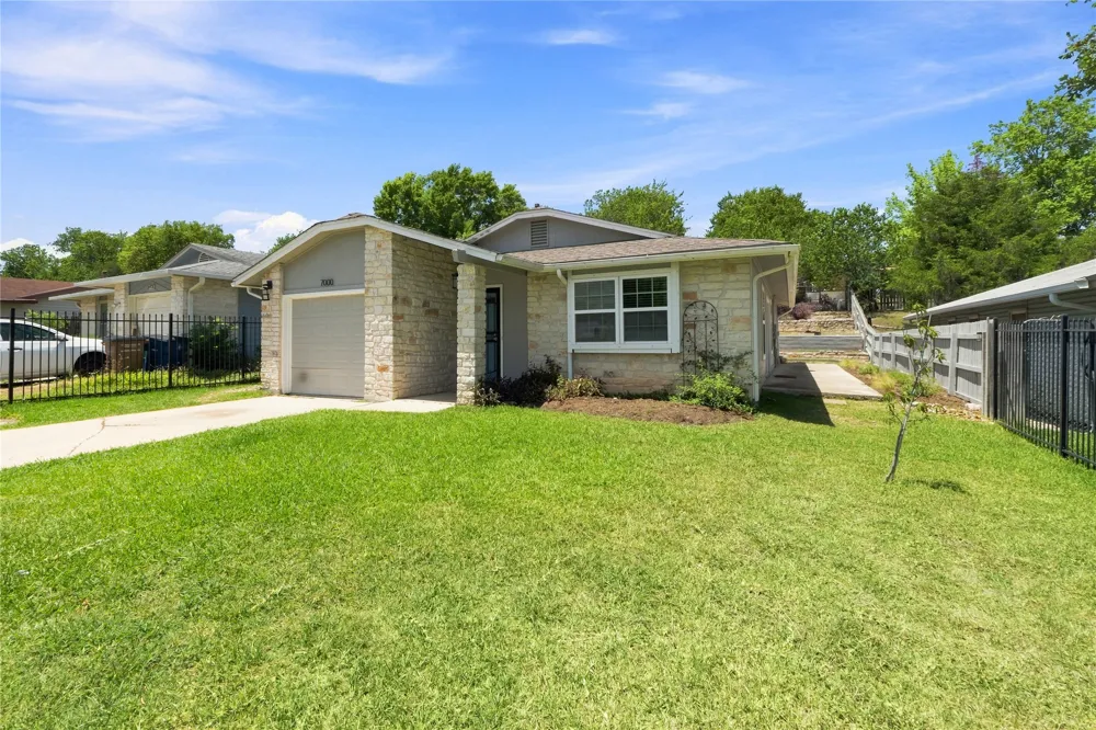 7000 Shannon Drive Austin, TX 78724