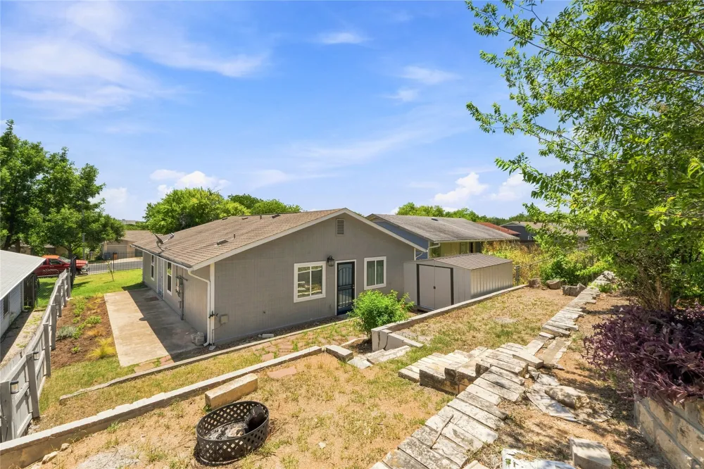 7000 Shannon Drive Austin, TX 78724