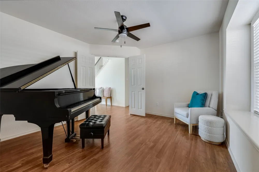 11110 Jim Thorpe Lane Austin, TX 78748