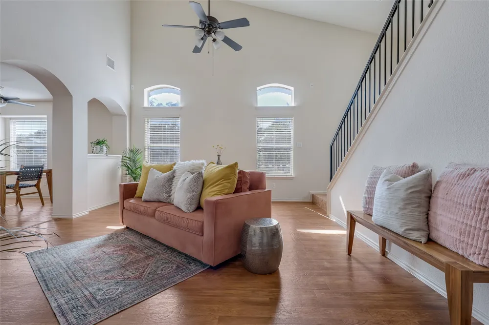 11110 Jim Thorpe Lane Austin, TX 78748