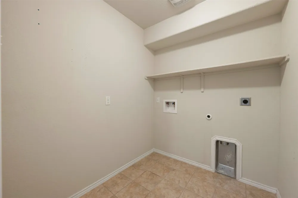 208 Plata Lane Jarrell, TX 76537