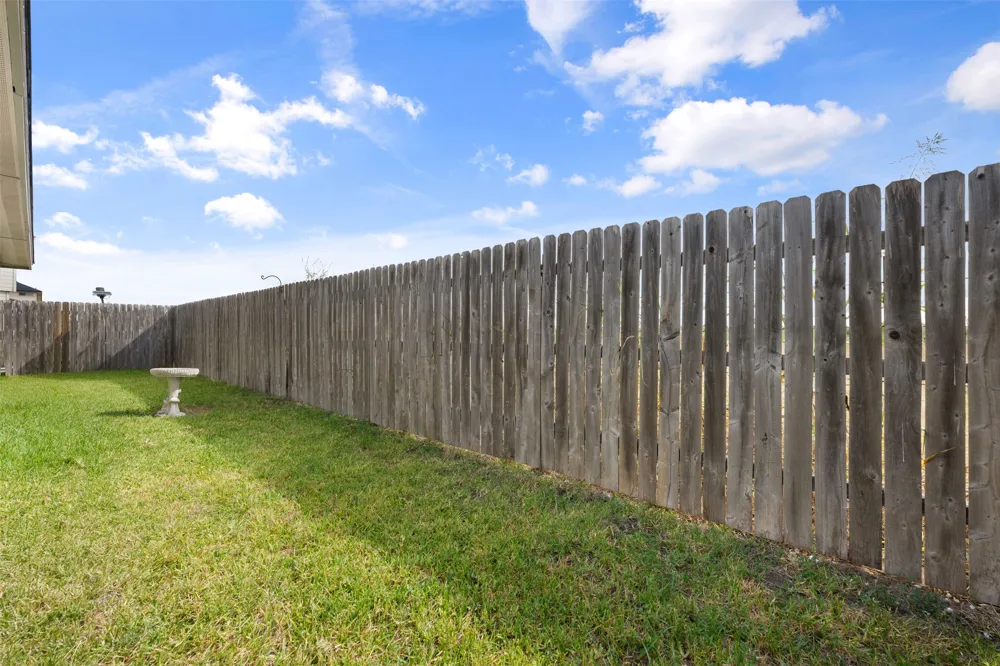 208 Plata Lane Jarrell, TX 76537