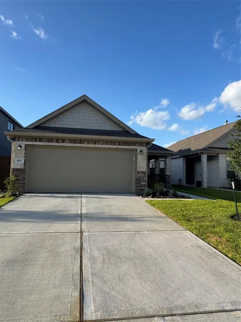 4912 Vida Vista Drive