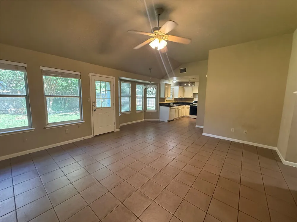 2107 Yaupon Trail Cedar Park, TX 78613