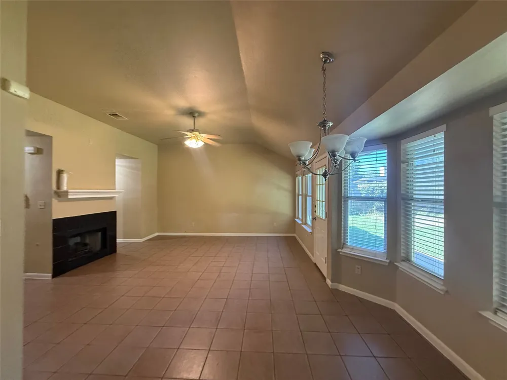 2107 Yaupon Trail Cedar Park, TX 78613