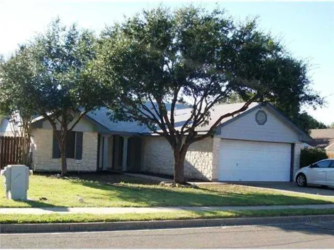 2107 Yaupon Trail