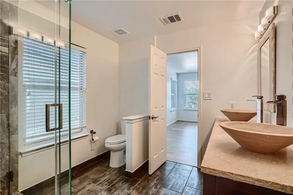 1105 Fox Sparrow Cove Pflugerville, TX 78660