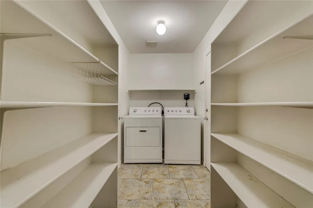 1105 Fox Sparrow Cove Pflugerville, TX 78660