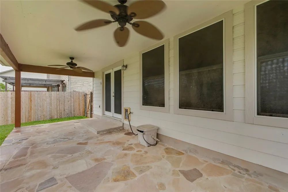 1105 Fox Sparrow Cove Pflugerville, TX 78660