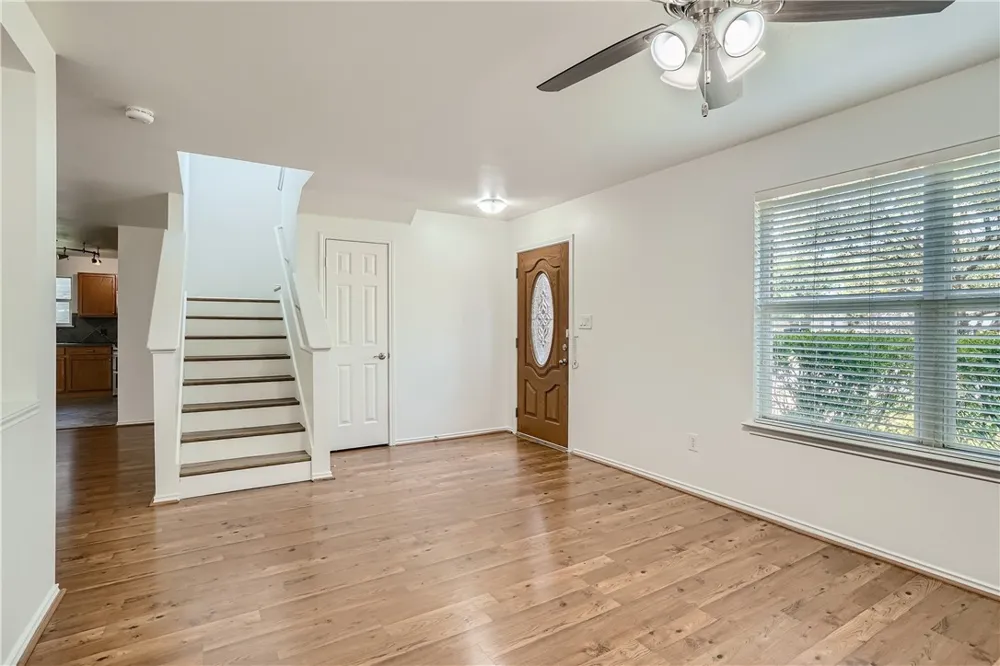 1105 Fox Sparrow Cove Pflugerville, TX 78660