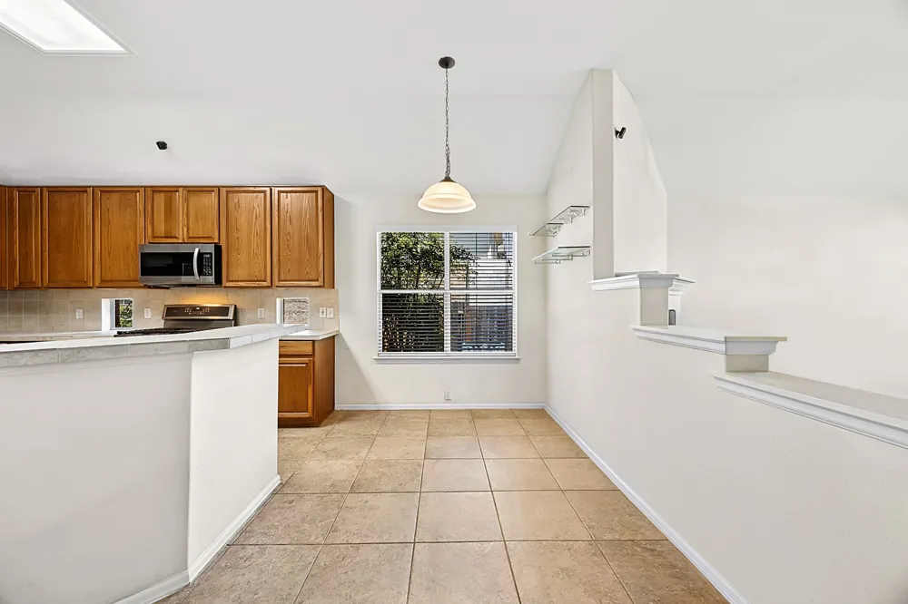 437 Hometown Parkway Kyle, TX 78640