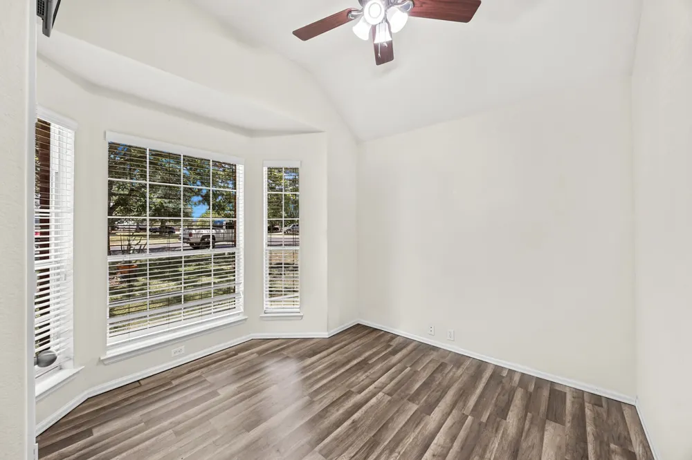 437 Hometown Parkway Kyle, TX 78640