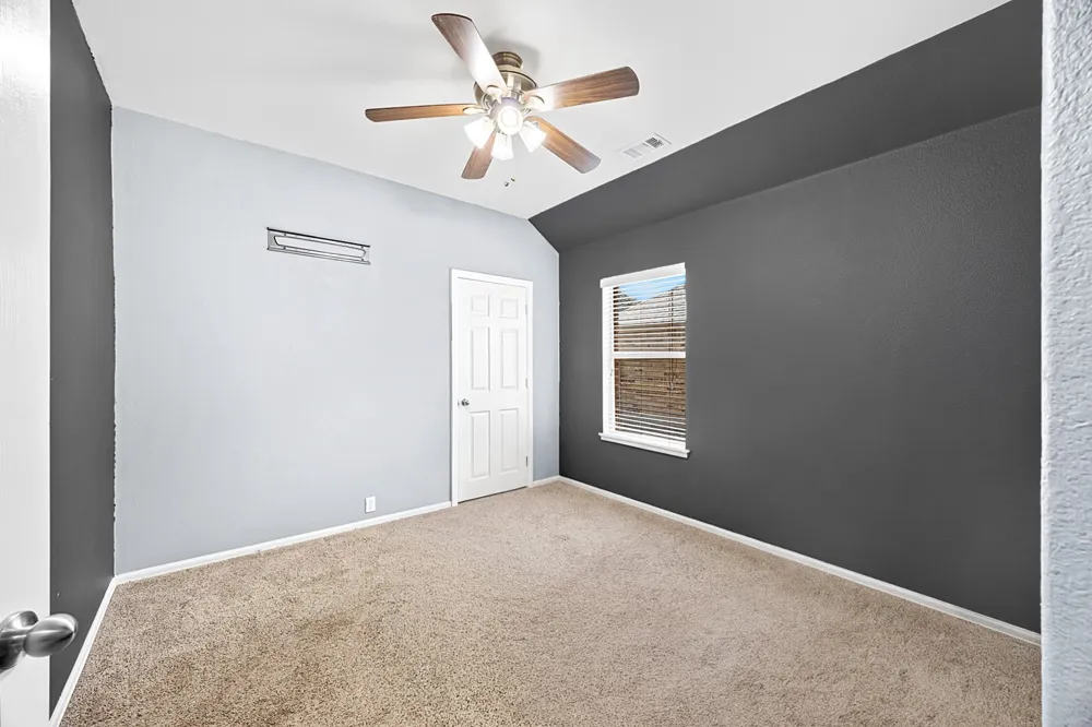 437 Hometown Parkway Kyle, TX 78640