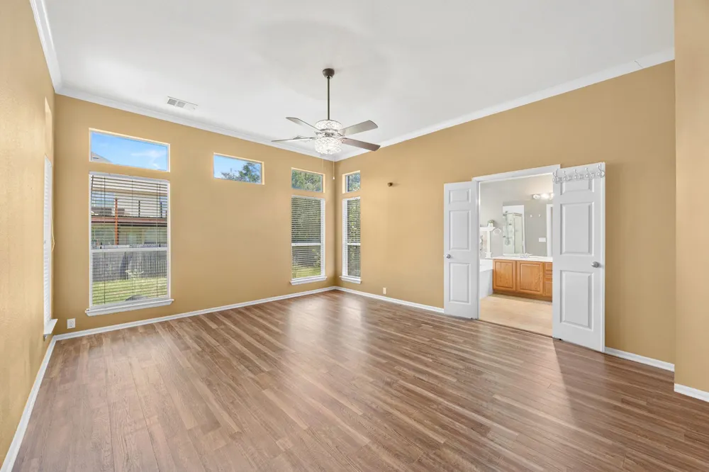 437 Hometown Parkway Kyle, TX 78640