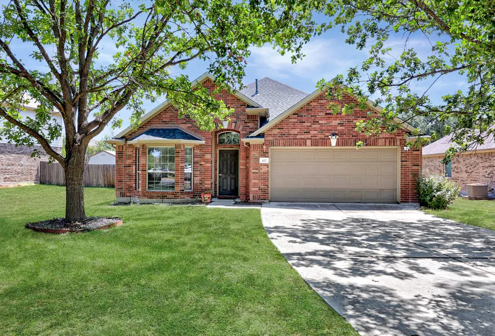 437 Hometown Parkway Kyle, TX 78640