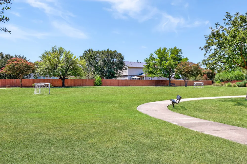 437 Hometown Parkway Kyle, TX 78640