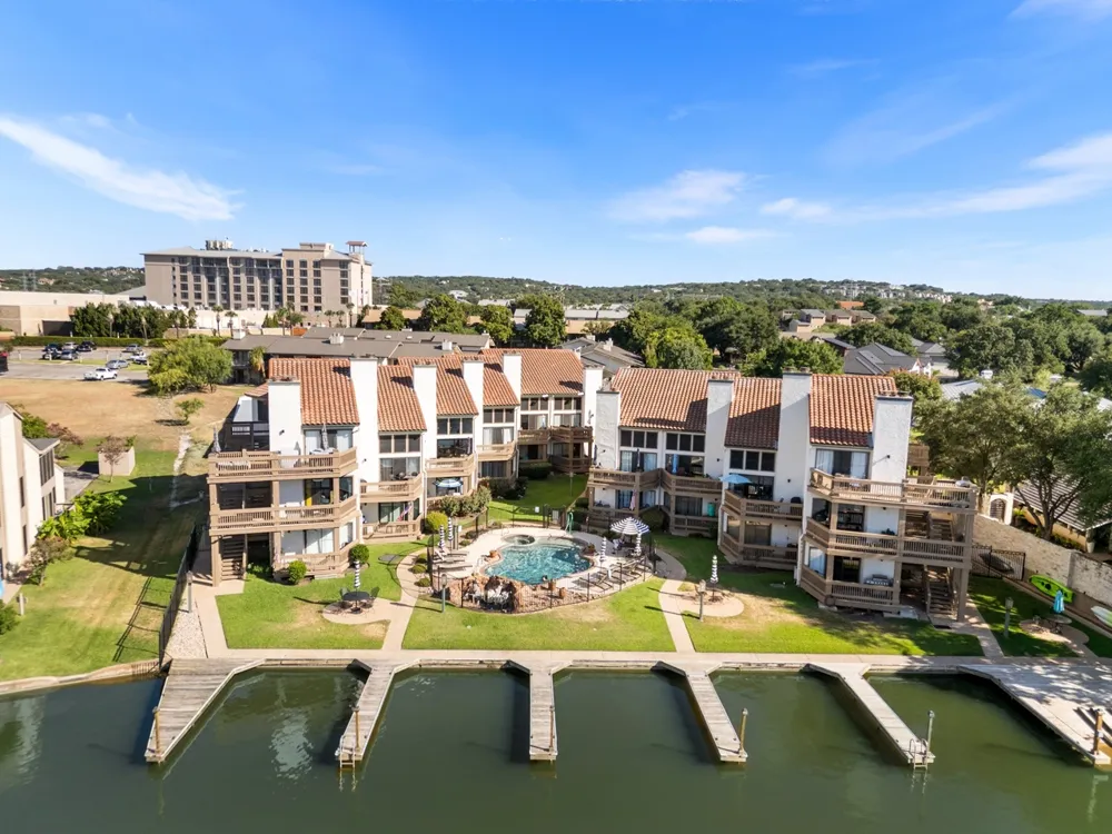 509 Short Circuit #203 Horseshoe Bay, TX 78657