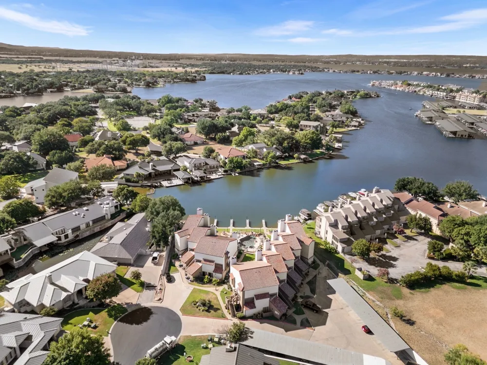 509 Short Circuit #203 Horseshoe Bay, TX 78657