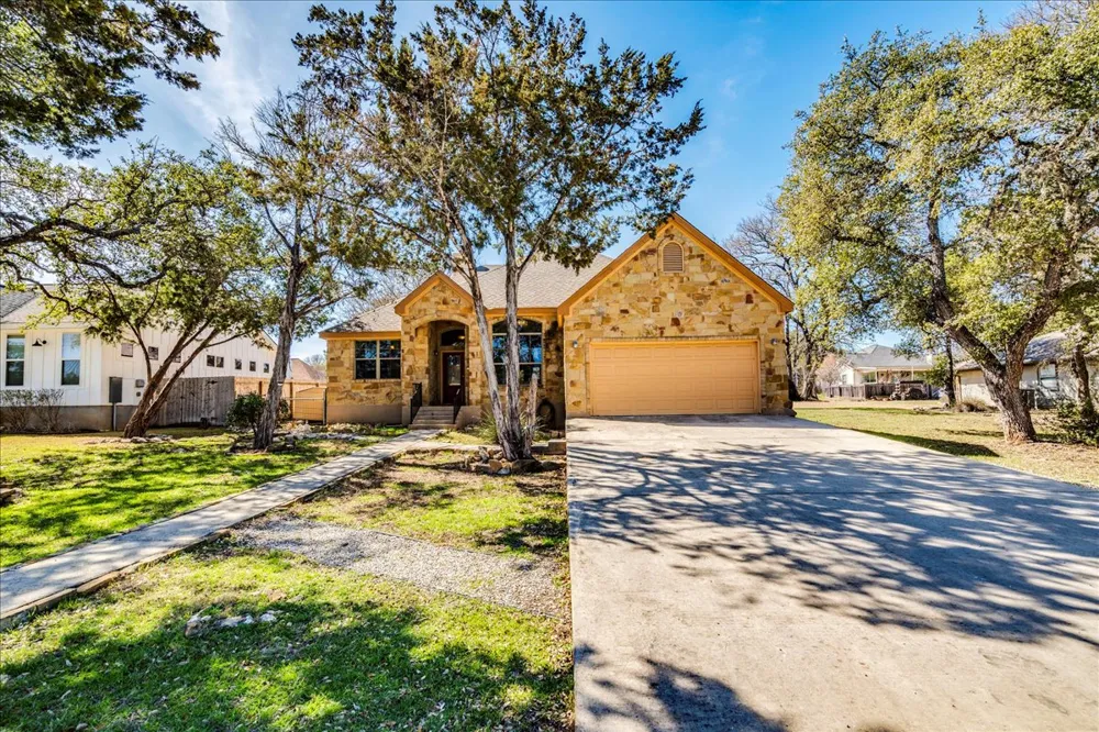 11 Rhapsody Lane Wimberley, TX 78676