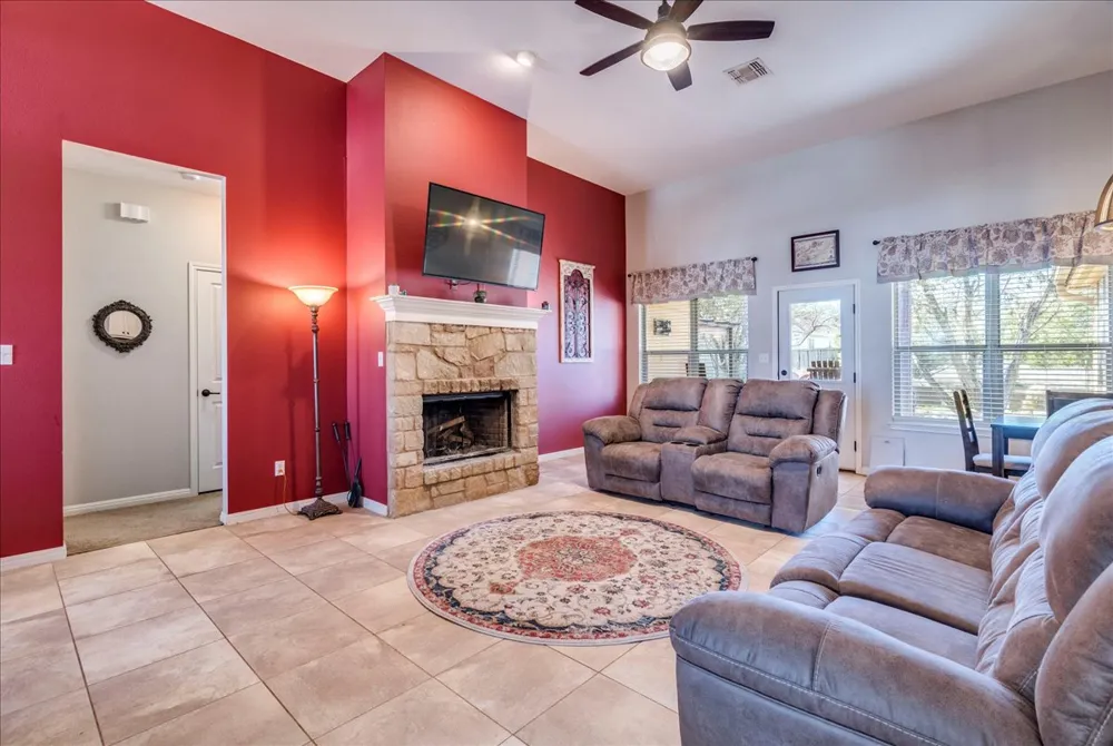 11 Rhapsody Lane Wimberley, TX 78676