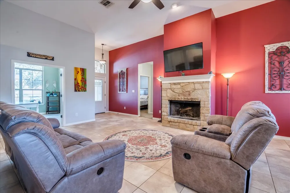 11 Rhapsody Lane Wimberley, TX 78676